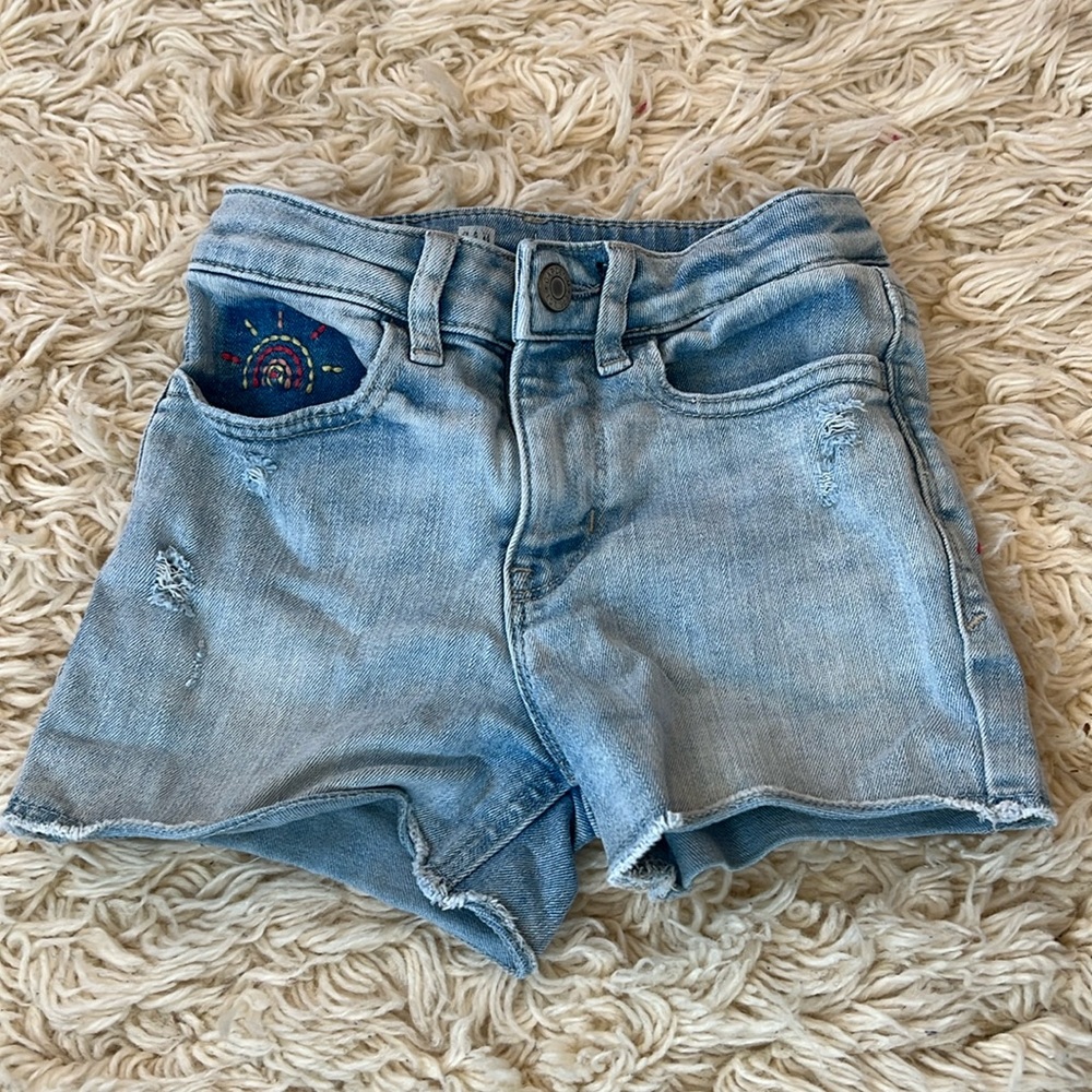 Gapkids jean short - size 7